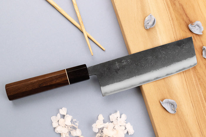 Couteau nakiri 16,5cm japonais artisanal Yuzo Black Nashiji