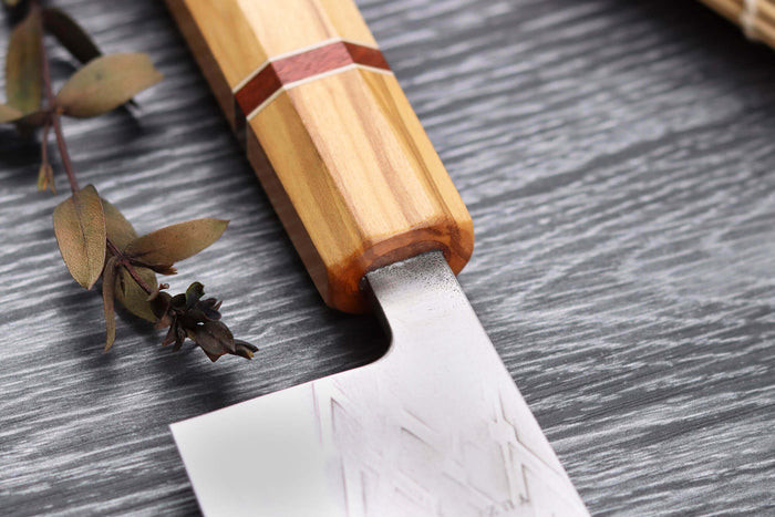 Couteau nakiri 16,5cm japonais artisanal Yuzo SLD olivier et sequoia