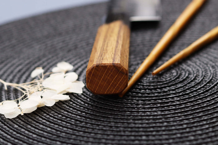 Couteau nakiri 16cm japonais Sakai Takayuki Kashi Urushi VG10 damas