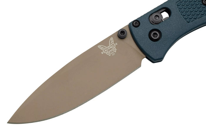 Couteau pliant Benchmade Bugout Crater Blue 535FE-05 manche Grivory bleu 10,7cm