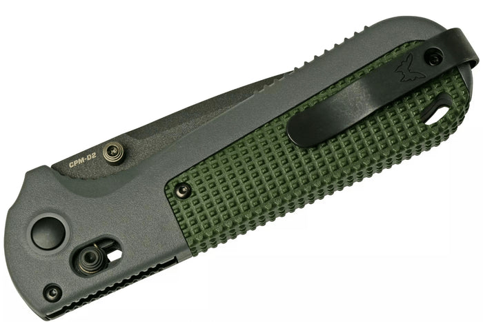 Couteau pliant Benchmade Redoubt 430SBK lame semi-dentelée manche Grivory gris/vert 12cm