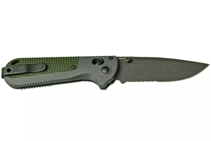 Couteau pliant Benchmade Redoubt 430SBK lame semi-dentelée manche Grivory gris/vert 12cm