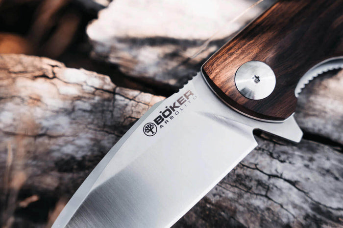 Couteau pliant Böker Arbolito Nahuel 01BA004 manche en bois de guayacan 11,8cm