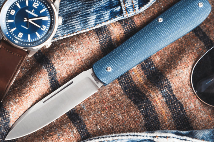 Couteau pliant Böker Coffin Denim 112944 manche en micarta bleu 10,7cm