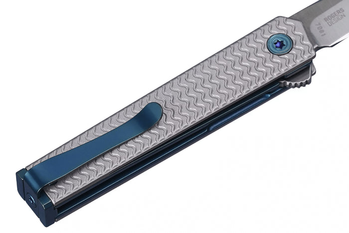 Couteau pliant CRKT CEO Microflipper 7081 manche en aluminium gris 8,25cm