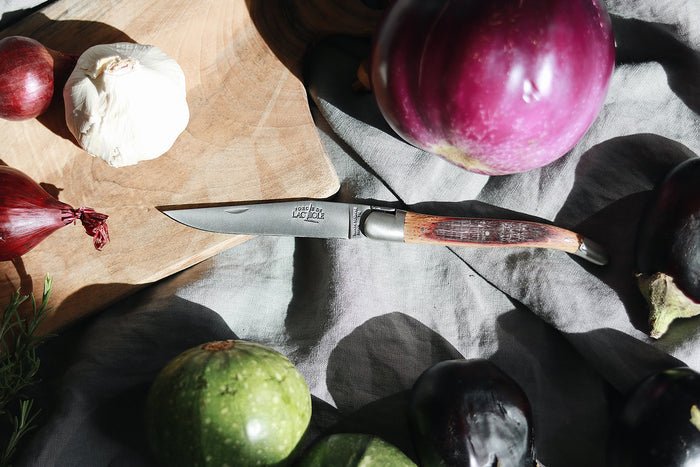 Couteau pliant Forge de Laguiole manche en chêne de barrique 11cm