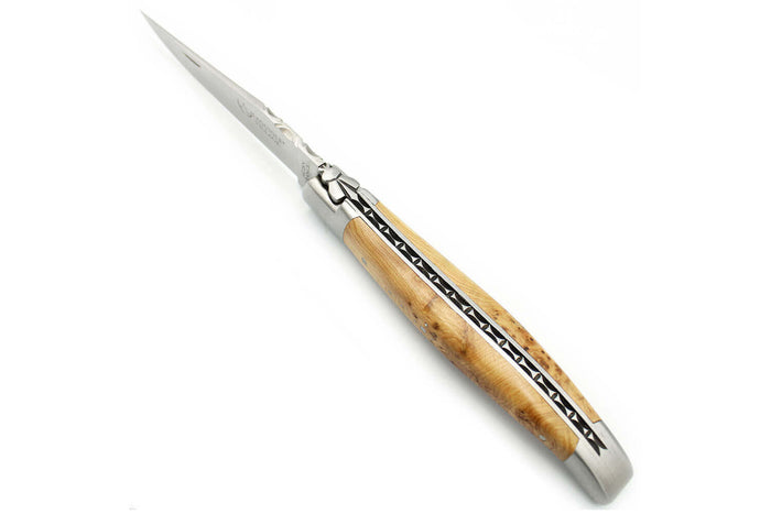 Couteau pliant Laguiole Village manche en genévrier 12cm avec mitre