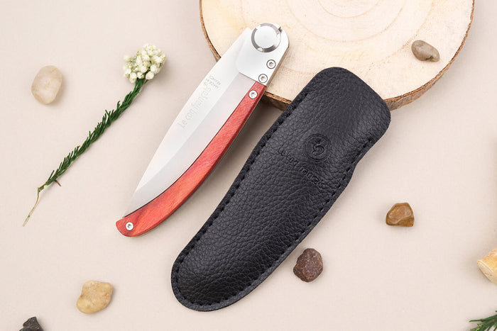 Couteau pliant Le Coq Français Bordeaux Red Heart artisanal manche bois rouge 11,5cm + étui