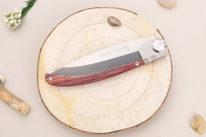 Couteau pliant Le Coq Français Charles de Gaulle artisanal manche bois de violette 11,5cm + étui