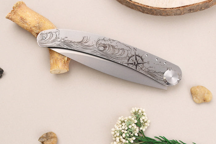 Couteau pliant Le Coq Français Nautic artisanal manche bois d'olivier 11,5cm + étui