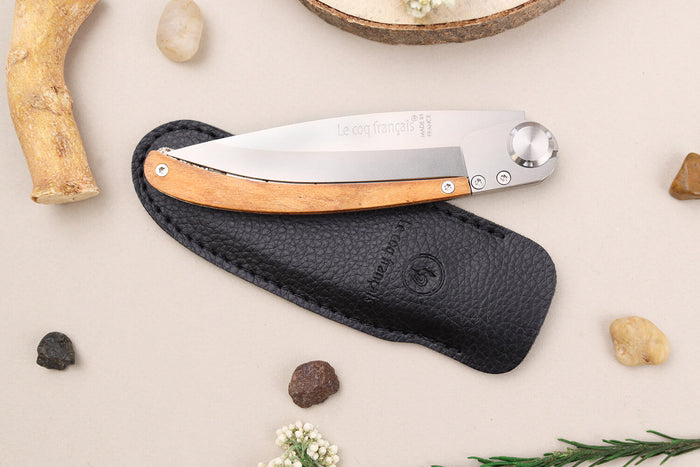 Couteau pliant Le Coq Français Paris artisanal manche bois d'olivier 11,5cm + étui