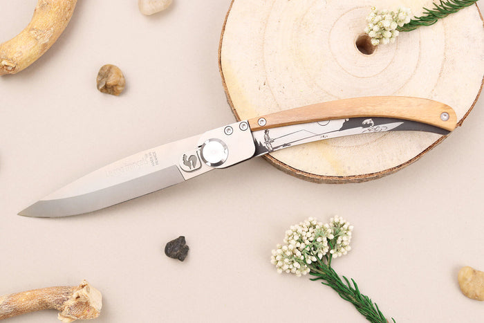 Couteau pliant Le Coq Français Rivière artisanal manche bois d'olivier 11,5cm + étui