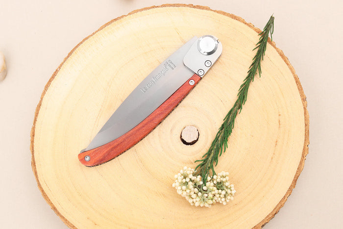 Couteau pliant Le Coq Français Tropical Red Heart artisanal manche bois rouge 11,5cm + étui