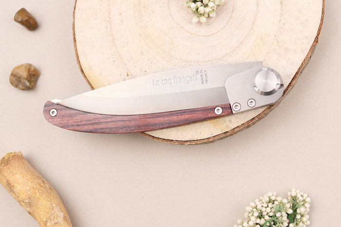 Couteau pliant Le Coq Français Vercingétorix artisanal manche bois de violette 11,5cm + étui