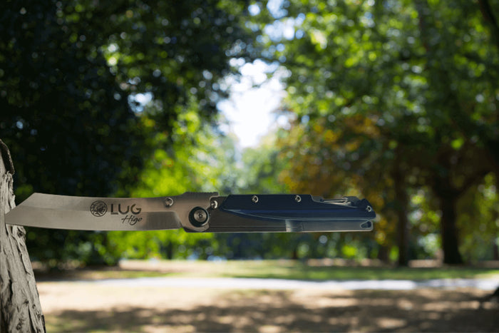 Couteau pliant LUG Higo LUSP3SHBLB manche en acier et G10 noir et bleu 11cm