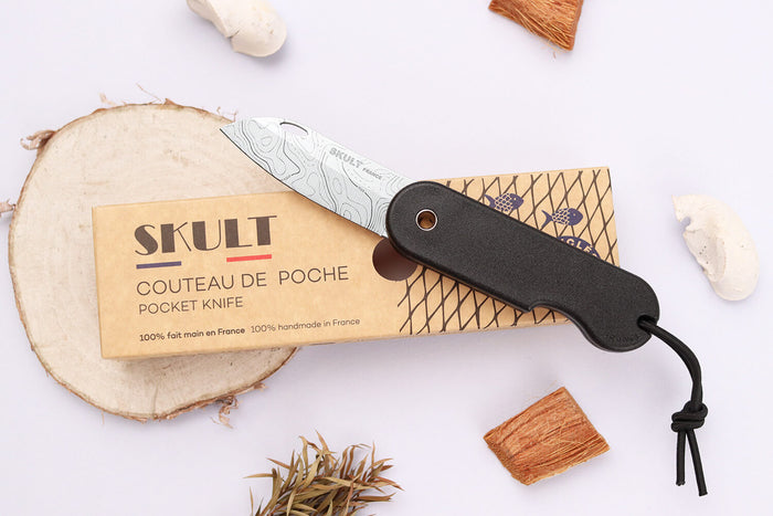Couteau pliant Skult français éco-responsable Les Fonds Marins manche noir 10cm