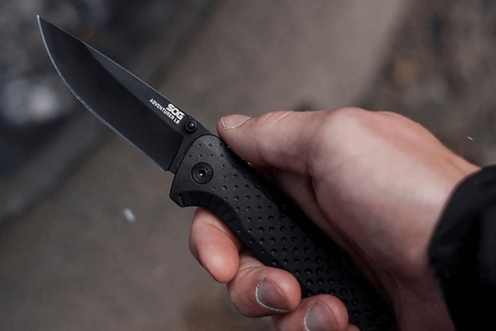 Couteau pliant SOG Adventurer LB Blackout SGADVBK manche nylon et fibres de verre noir 10cm