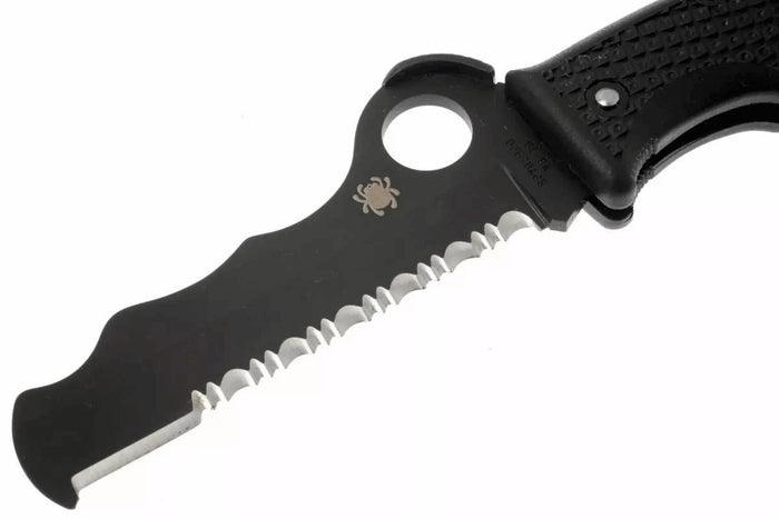 Couteau pliant Spyderco Assist C79PSBBK lame noire dentée manche en nylon/fibre de verre noir 12,2cm