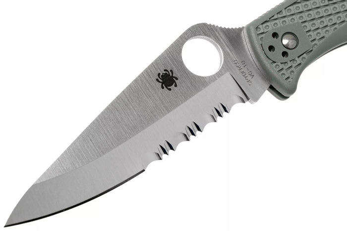 Couteau pliant Spyderco Endura 4 C10PSFG semi denté vert nylon/fibre de verre 12,6cm