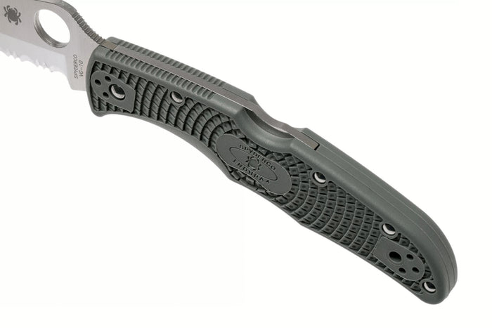 Couteau pliant Spyderco Endura 4 C10PSFG semi denté vert nylon/fibre de verre 12,6cm