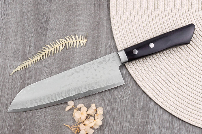 Couteau santoku 16,5cm japonais artisanal Masutani VG10 Damas