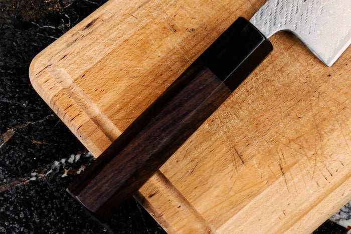 Couteau santoku 16,5cm japonais artisanal Wusaki Kuronawa G3 damas