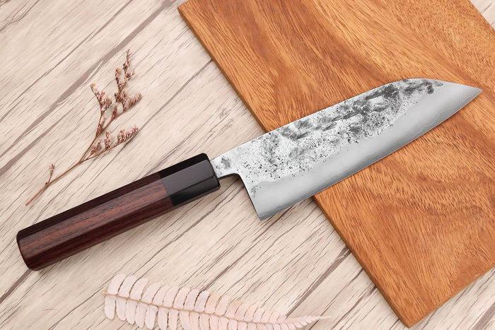 Couteau santoku 16,5cm japonais artisanal Yoshimune par Kawamura WS2 poli