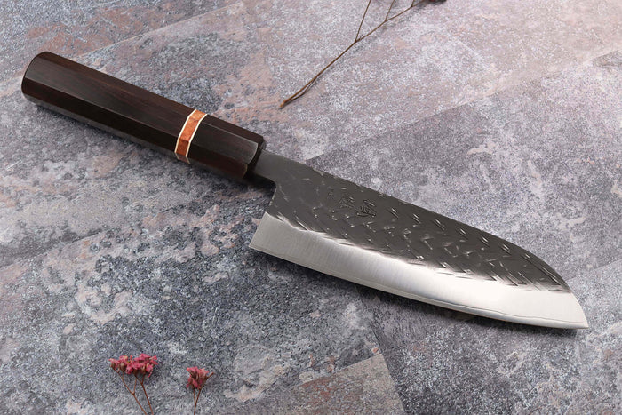 Couteau santoku 16,5cm japonais artisanal Yuzo Black SLD ébène et cognassier
