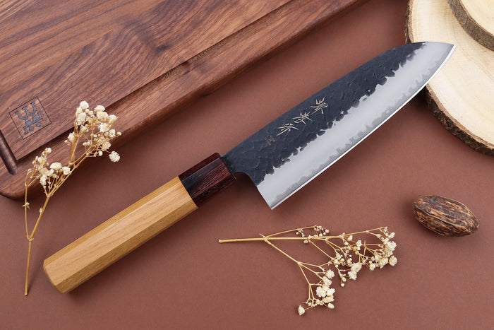 Couteau santoku 16,5cm japonais Sakai Takayuki AS brut de forge
