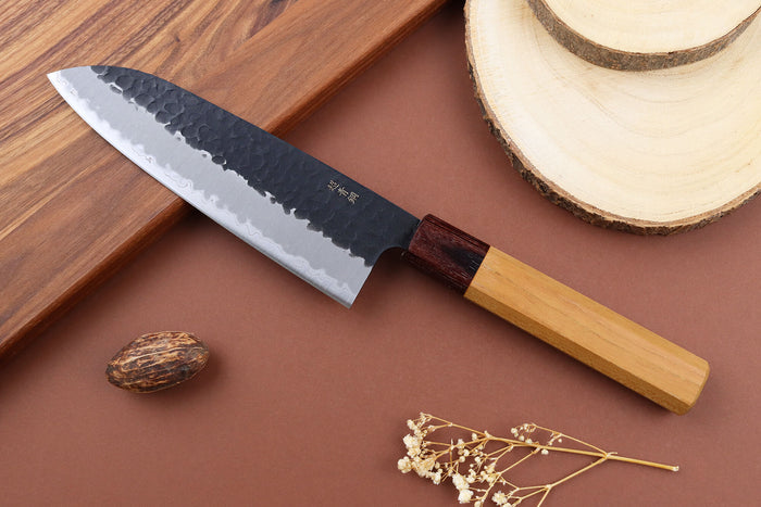 Couteau santoku 16,5cm japonais Sakai Takayuki AS brut de forge