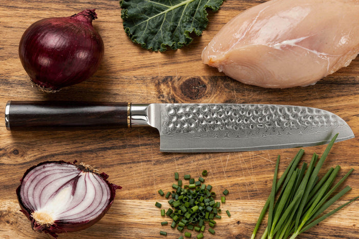 Couteau santoku 17cm Fukito Ébène Damas martelé