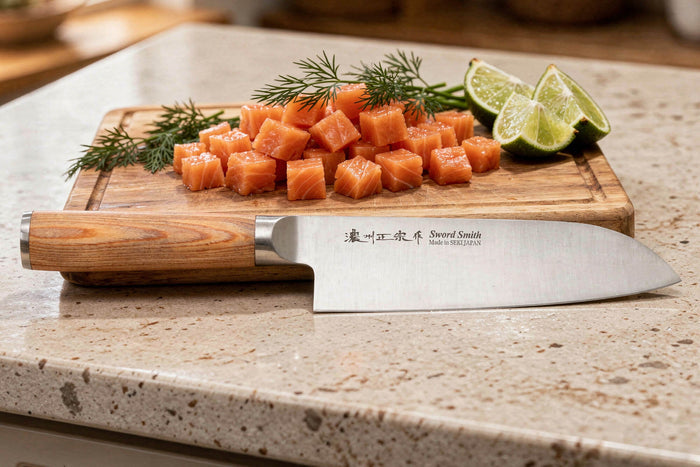 Couteau santoku 17cm japonais Satake Cutlery Pakkawood