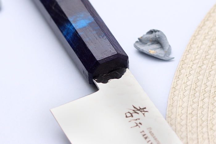 Couteau santoku japonais 17cm Sakai Takayuki Nanairo Blue Damas VG10