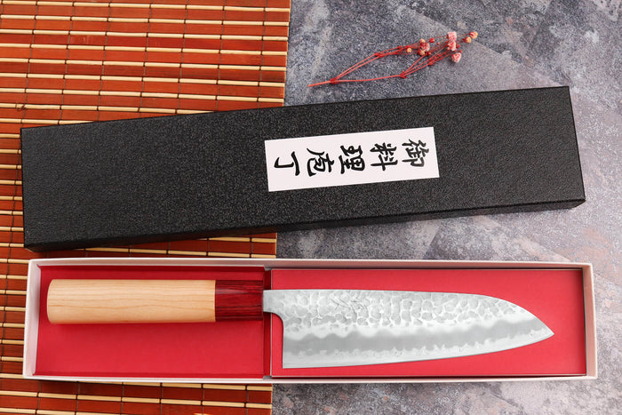 Couteau santoku japonais artisanal Tsunehisa Aogami Super martelé 16,5cm