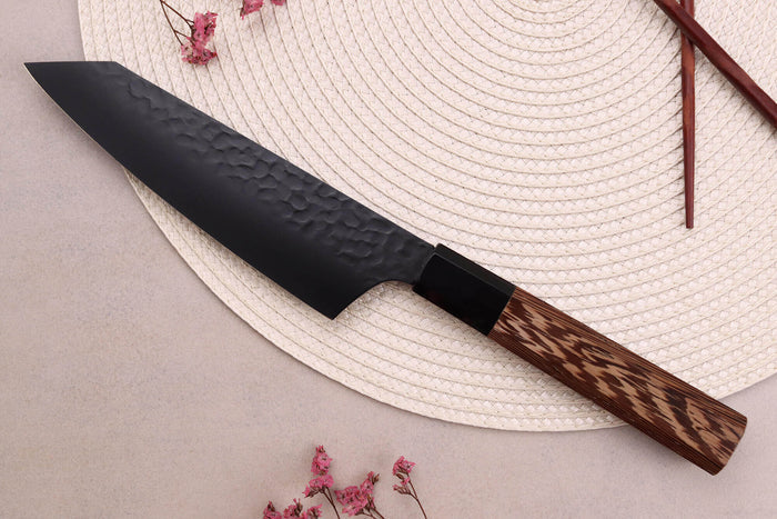 Couteau santoku kiritsuke 16cm japonais Sakai Takayuki Kurokage VG10 manche en wengé