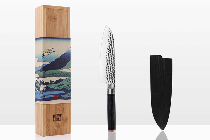 Couteau santoku Kotai lame martelée 18cm manche pakkawood avec fourreau