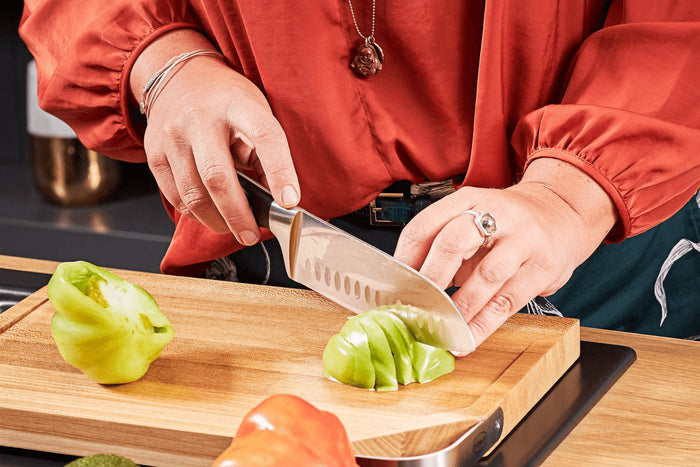 Couteau santoku Rösle Tradition lame alvéolée 17,5cm