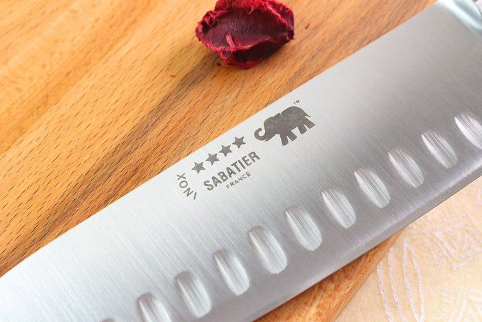 Couteau santoku Sabatier Éléphant Idéal Forgé 17cm manche nylon noir