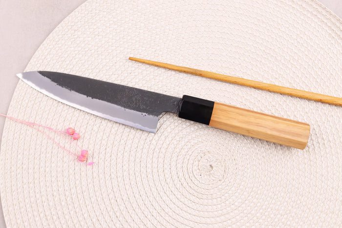 Couteau universel 13,5cm japonais artisanal Hinoura Mutsumi Ajikataya Black Nashiji