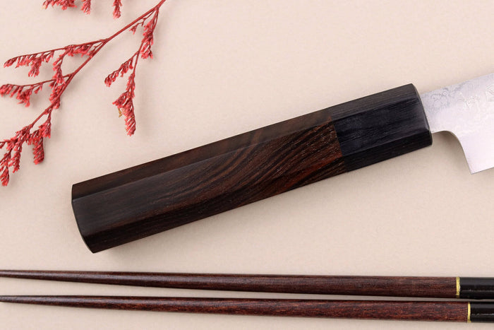 Couteau universel 13,5cm japonais artisanal Makoto Kurosaki VG7 Damas