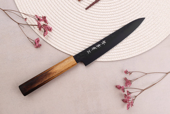 Couteau universel 15cm japonais Sakai Takayuki Kurokage VG10 manche en chêne brûlé