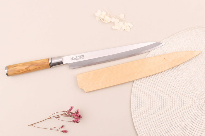 Couteau yanagiba 24cm Wusaki Olive 7Cr manche en olivier + saya