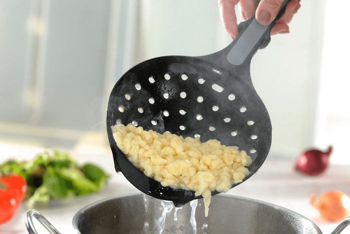 Cuillère à spaetzle Gefu Scodel avec spatule flexible