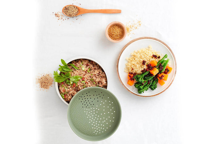 Cuiseur à riz et céréales rapide Lékué Quick Quinoa & Rice Cooker en silicone platinum