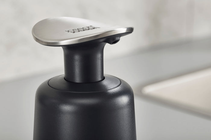 Distributeur de savon Joseph Joseph Presto gris