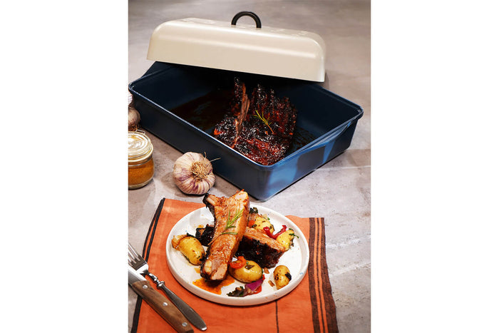 Dôme de cuisson Cookut pour l'Incroyable plat à four ajustable