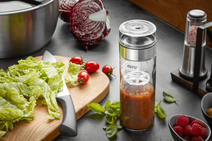 Doseur-shaker Gefu Mix en verre