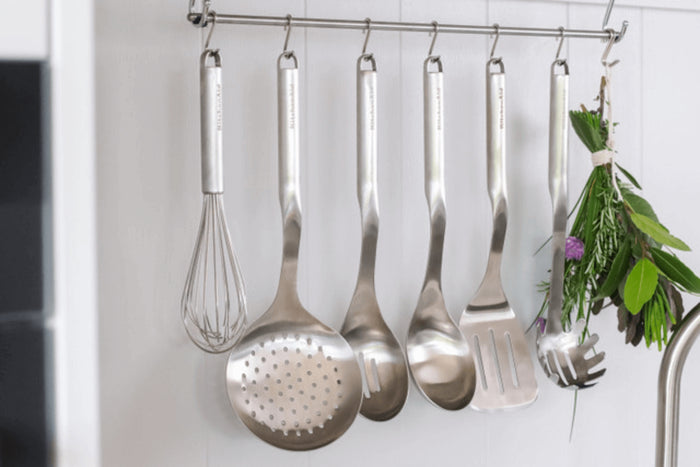 Ecumoire Kitchen Aid tout en acier inoxydable