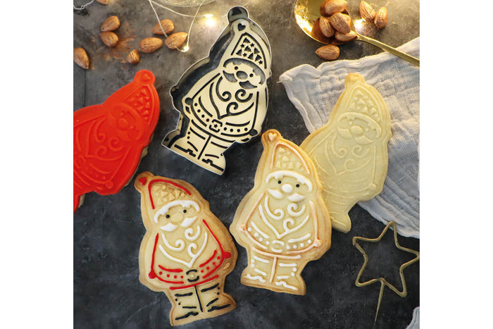 Emporte pièce Scrapcooking Père Noël + embosseur en bois