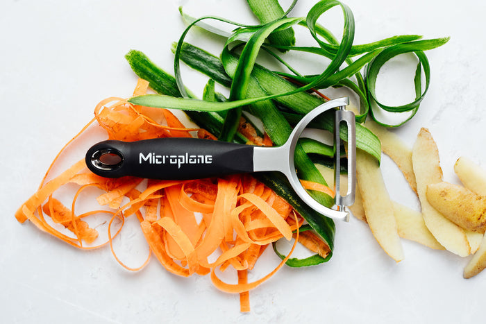 Éplucheur Microplane lame droite en acier inoxydable